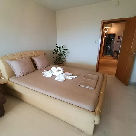 Apartment Above The Sea Varna